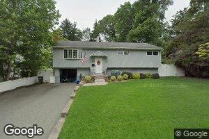 429 Clinton Ave, Northvale, NJ 07647