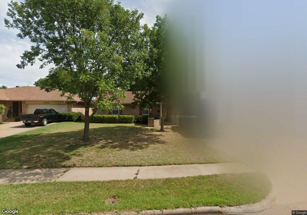 1611 Bert Dr, Wichita Falls, TX 76302 - photo 1