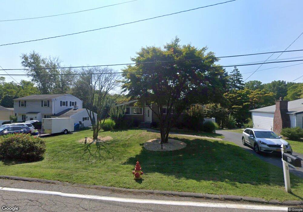 402 Springvale Rd, Croton On Hudson, NY 10520 - photo 1