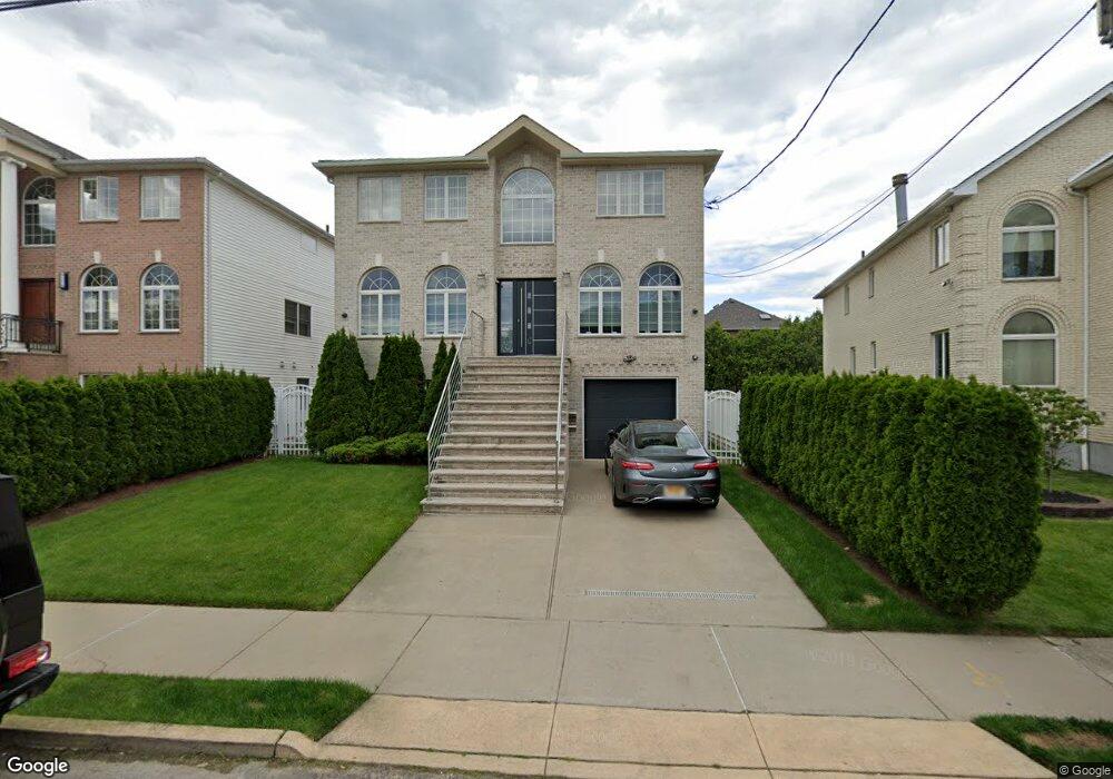 171-173 Radcliff Rd, Staten Island, NY 10305 - photo 1