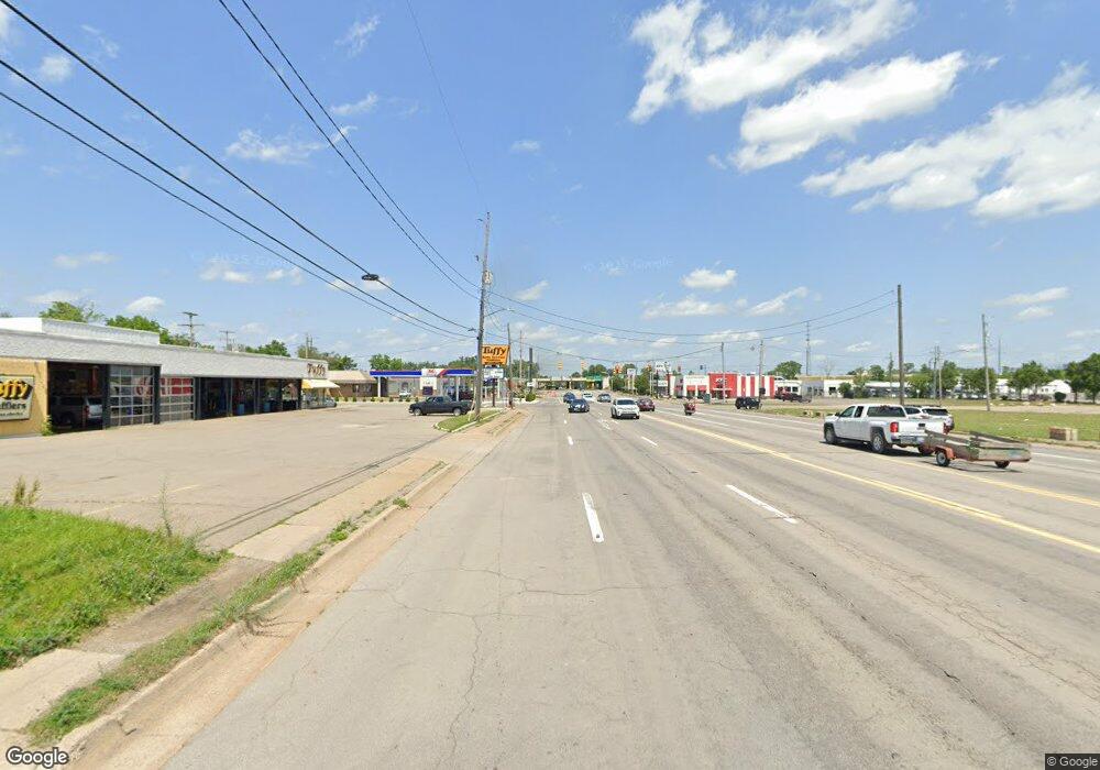 1822 S Dort Hwy, Flint, MI 48503 - photo 1