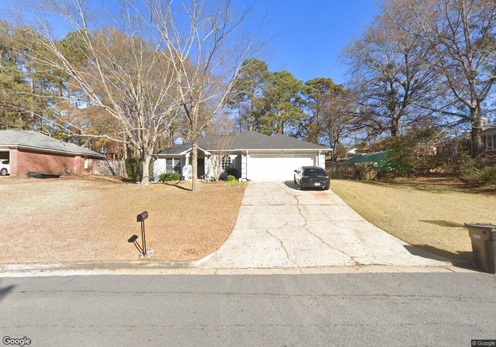 923 Oakwood Dr, Columbus, GA 31904 - photo 1