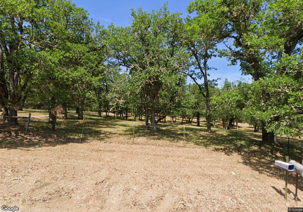 7910 Colonial Way, Central Point, OR 97502 - photo 1