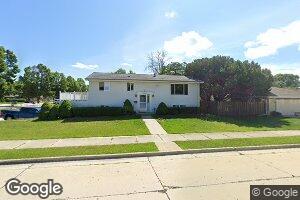 2509 Pine Grove Ave, Sheboygan, WI 53083