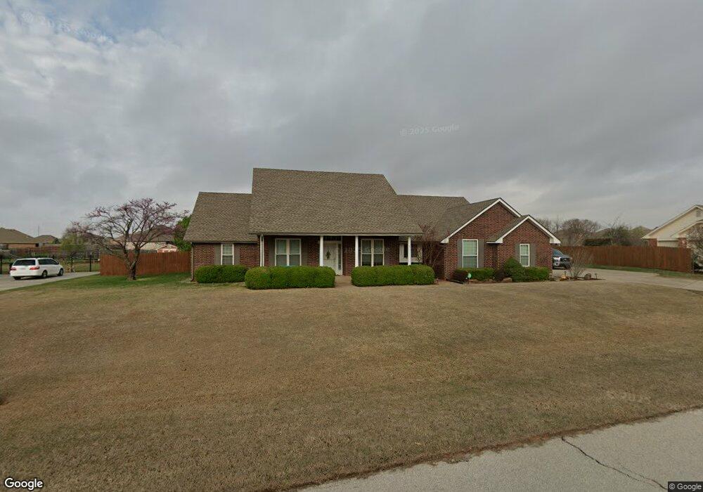 3105 Bradford Dr, Moore, OK 73160 - photo 1
