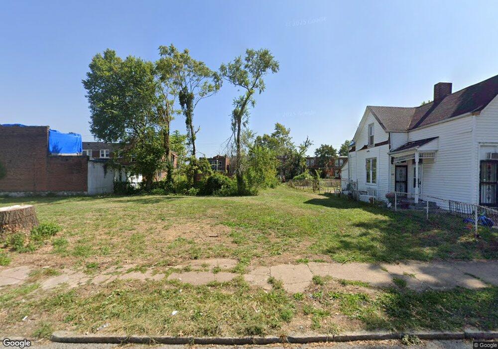 4582 Pope Ave, Saint Louis, MO 63115 - photo 1