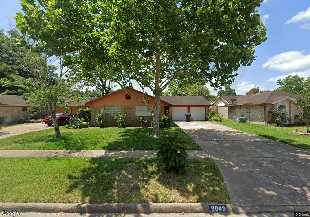 9942 Kirkshire Dr, Houston, TX 77089 - photo 1