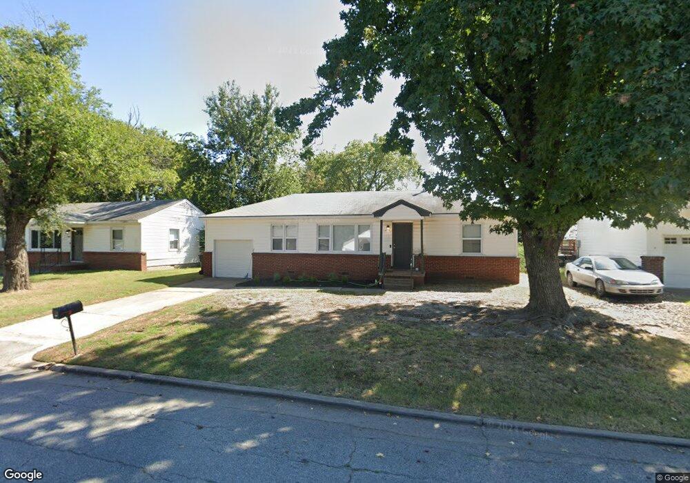 1673 S Ash Ave, Broken Arrow, OK 74012 - photo 1