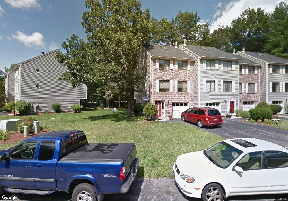 10 Plasic Rd, MerriMacK, NH 03054 - photo 1