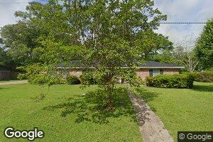 267 Sycamore St, Chickasaw, AL 36611
