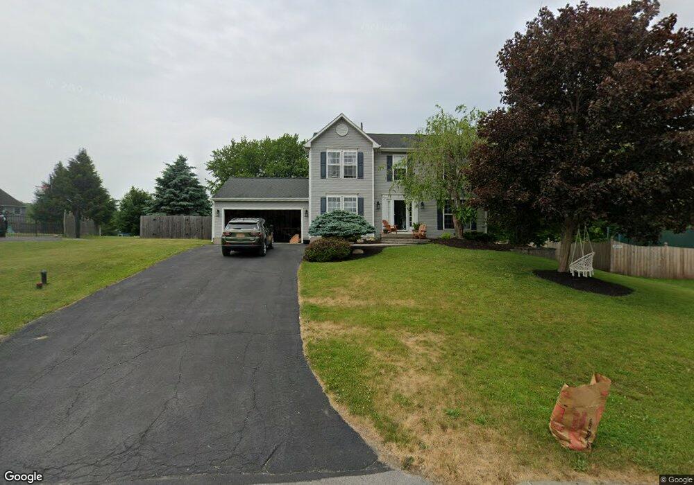 107 Bette Cr, Chittenango, NY 13037 - photo 1