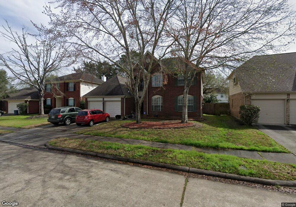 4815 Widerop Ln, Friendswood, TX 77546 - photo 1