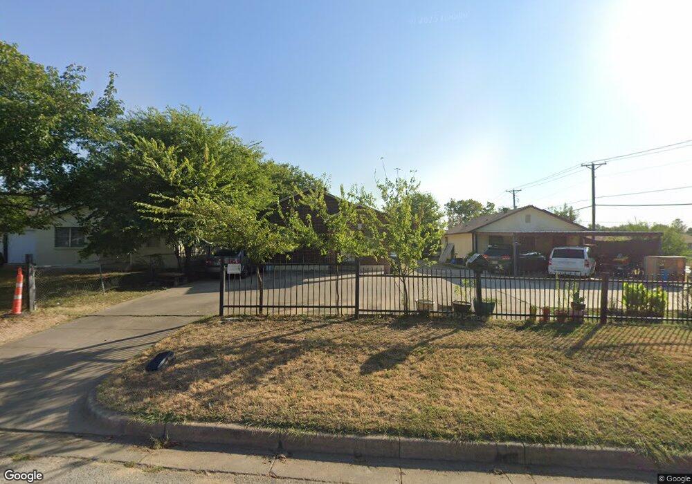 3202 NW 29th St, Fort Worth, TX 76106 - photo 1