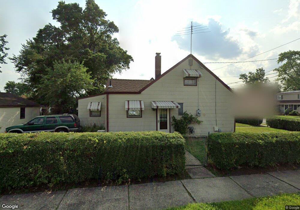 112 Oxford Ave, Saddle Brook, NJ 07663 - photo 1