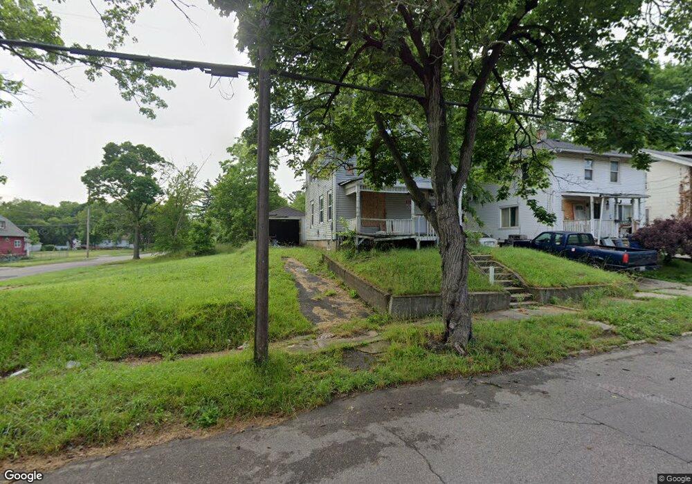 2002 Illinois Ave, Flint, MI 48506 - photo 1