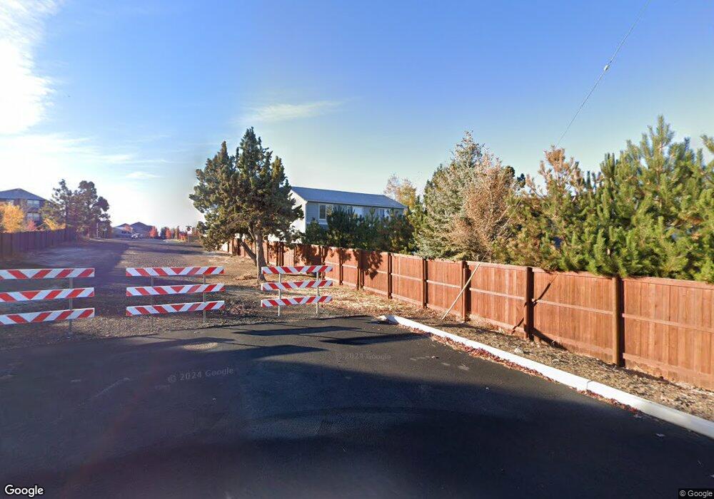 2590 SW Helmholtz Way, Redmond, OR 97756 - photo 1