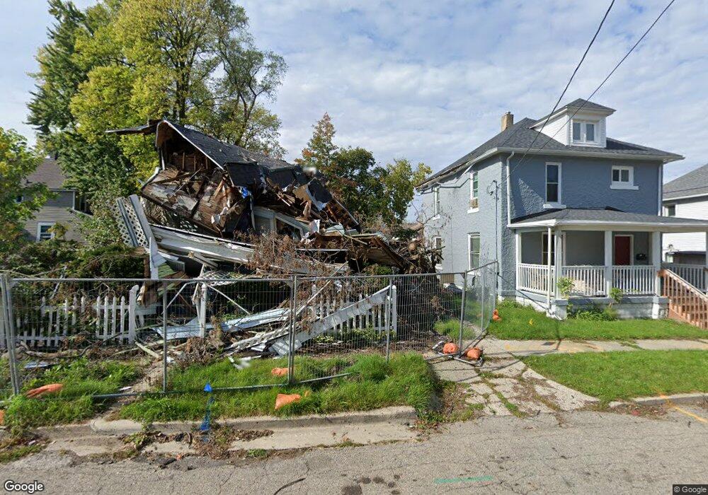 1610 Martin St unit LUTHER, Lansing, MI 48910 - photo 1