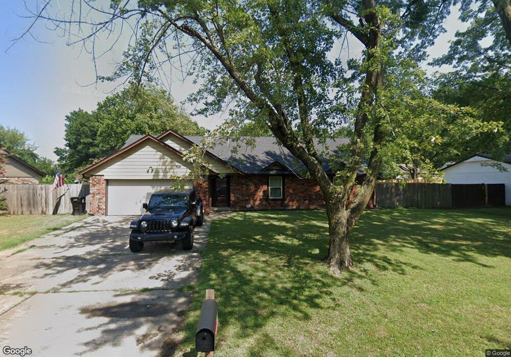 8305 S Kalanchoe Ave, Broken Arrow, OK 74011 - photo 1