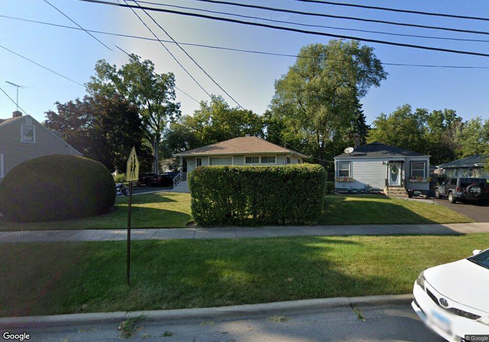 1722 W Dugdale Rd, Waukegan, IL 60085 - photo 1