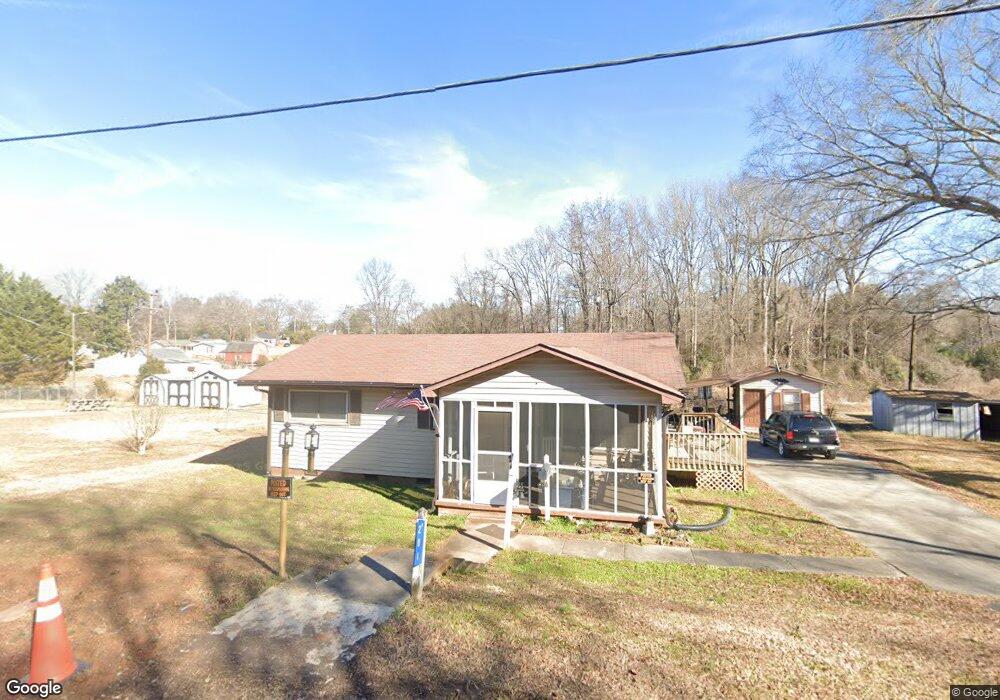 201 Walnut St, Clover, SC 29710 - photo 1