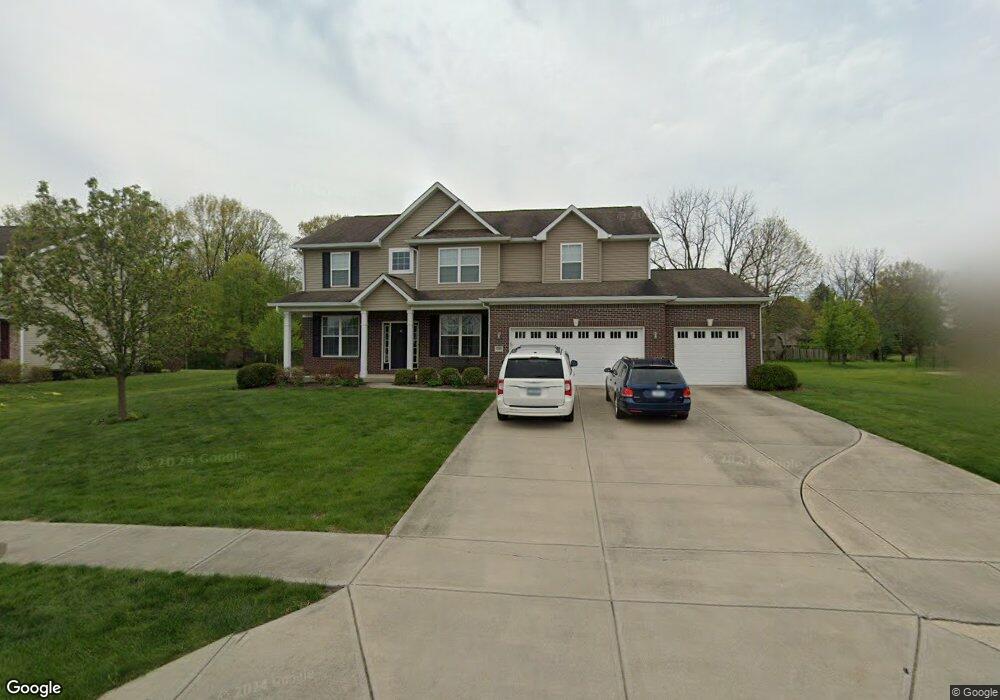280 Blue Lace Dr, Whiteland, IN 46184 - photo 1