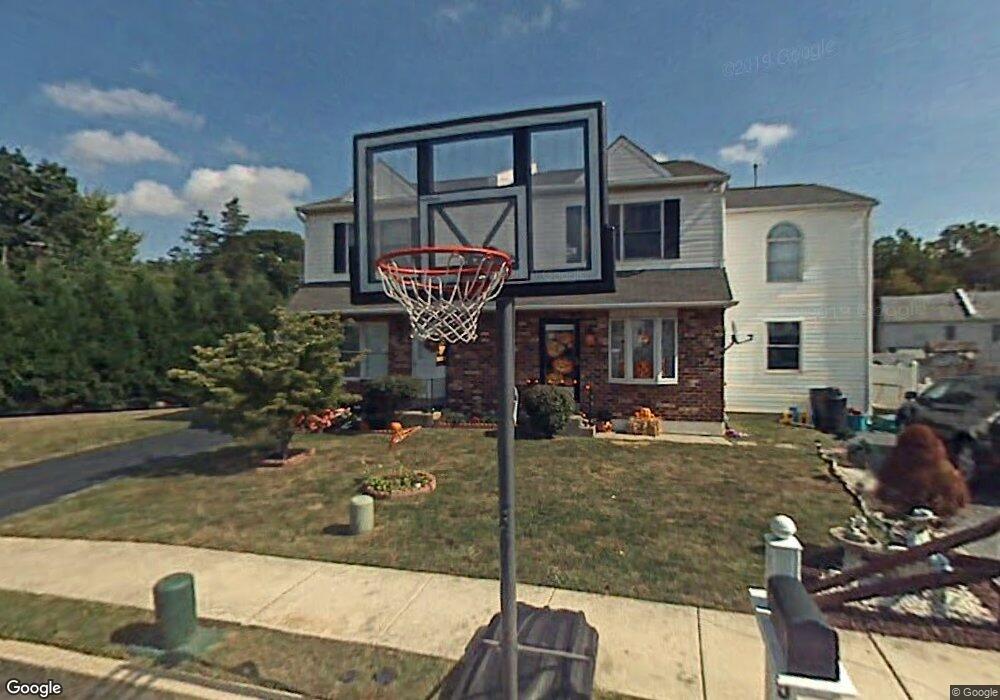 7 Sparks Cir, Glenolden, PA 19036 - photo 1