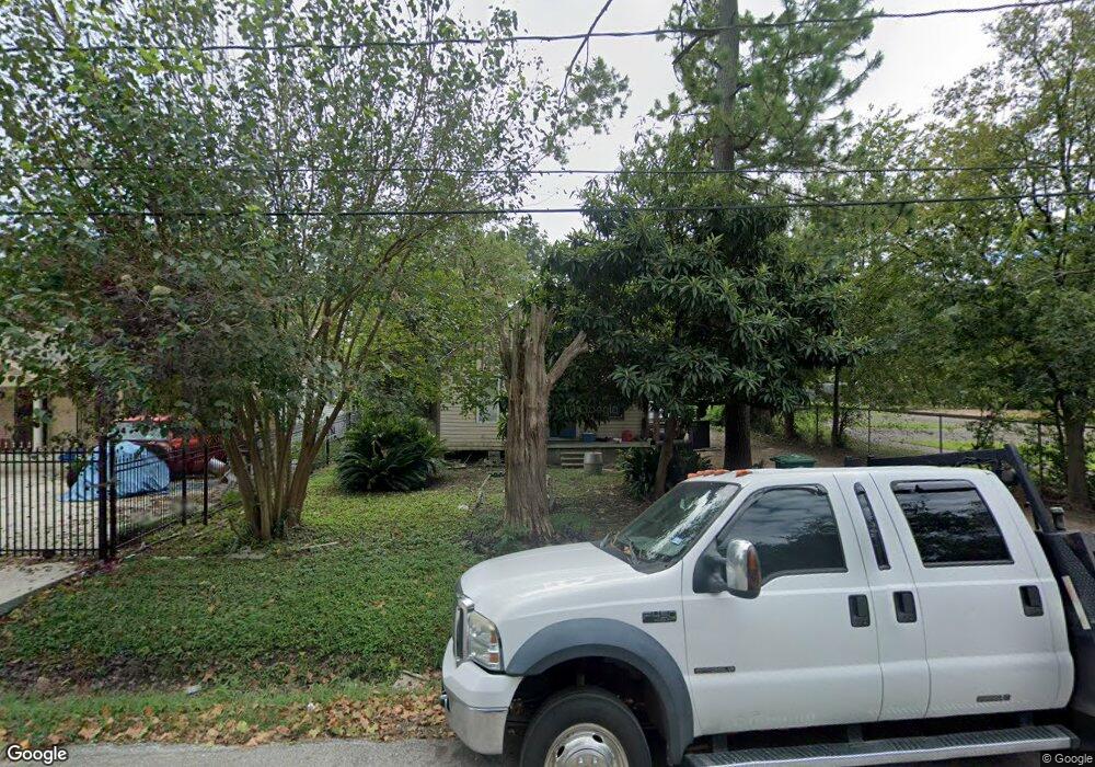 2904 Caplin St, Houston, TX 77026 - photo 1