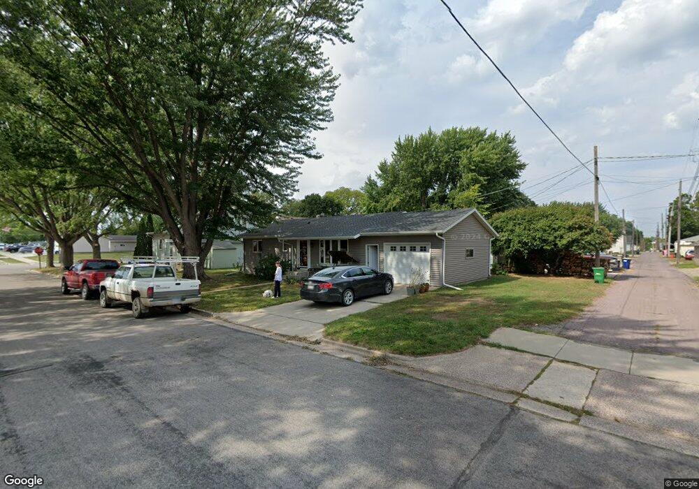 416 13th St N, New Ulm, MN 56073 - photo 1