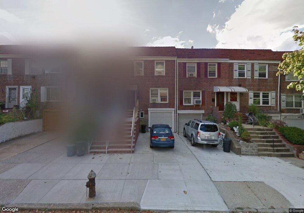 7026 175th St, Fresh Meadows, NY 11365 - photo 1