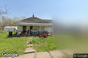 305 N East St, Corydon, IA 50060