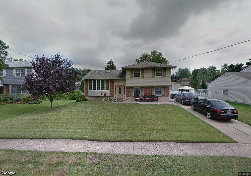 106 Winding Way Rd, Stratford, NJ 08084 - photo 1