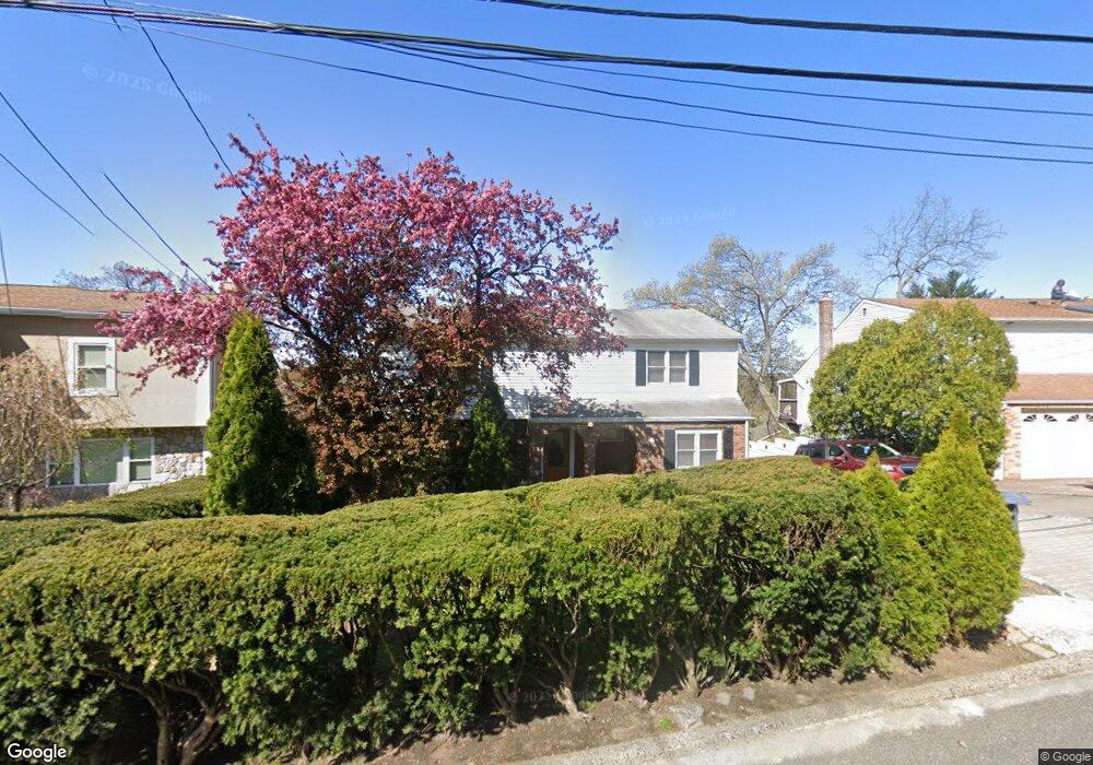 15 Linda Ln, Yonkers, NY 10710 - photo 1