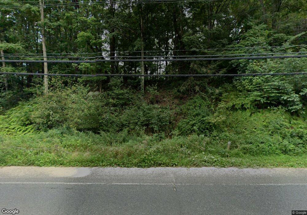 118 Middle Turnpike, Woodbury, CT 06798 - photo 1