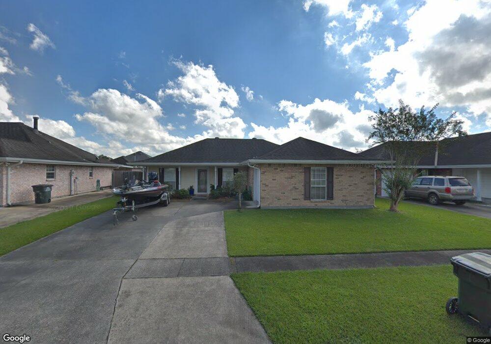 13 Cobblestone W, Houma, LA 70360 - photo 1