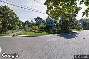 27 Wentworth Rd, Melrose, MA 02176
