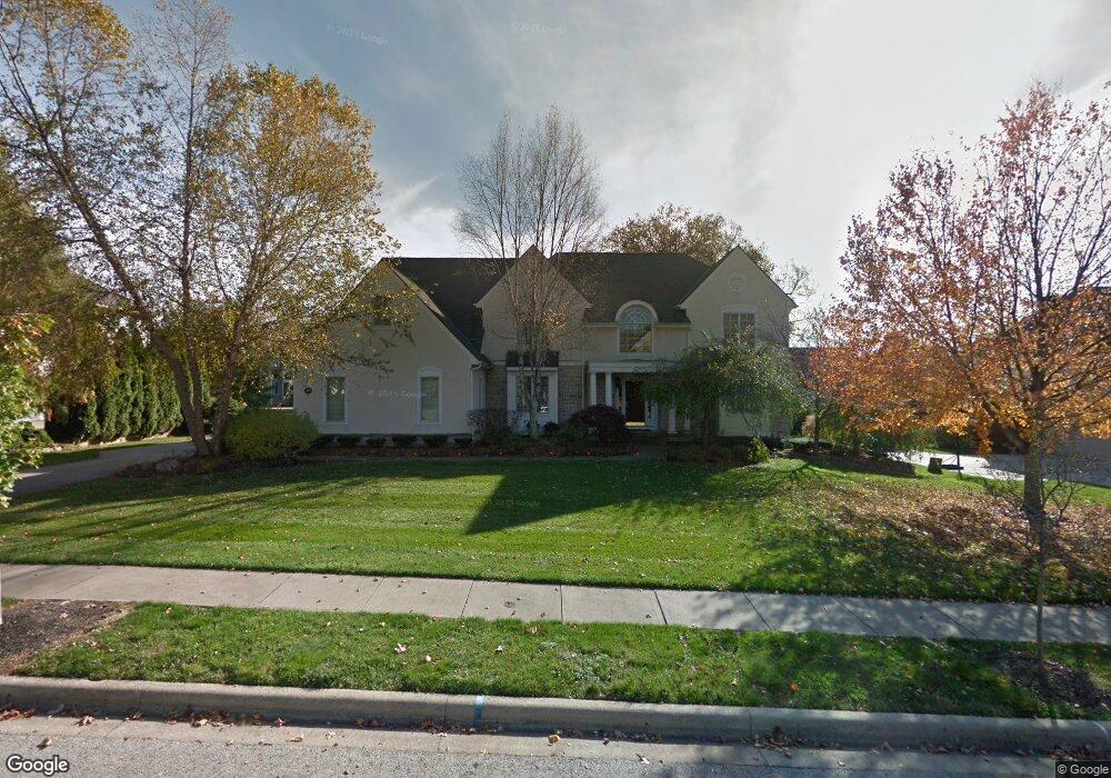 3928 Tarrington Ln, Columbus, OH 43220 - photo 1