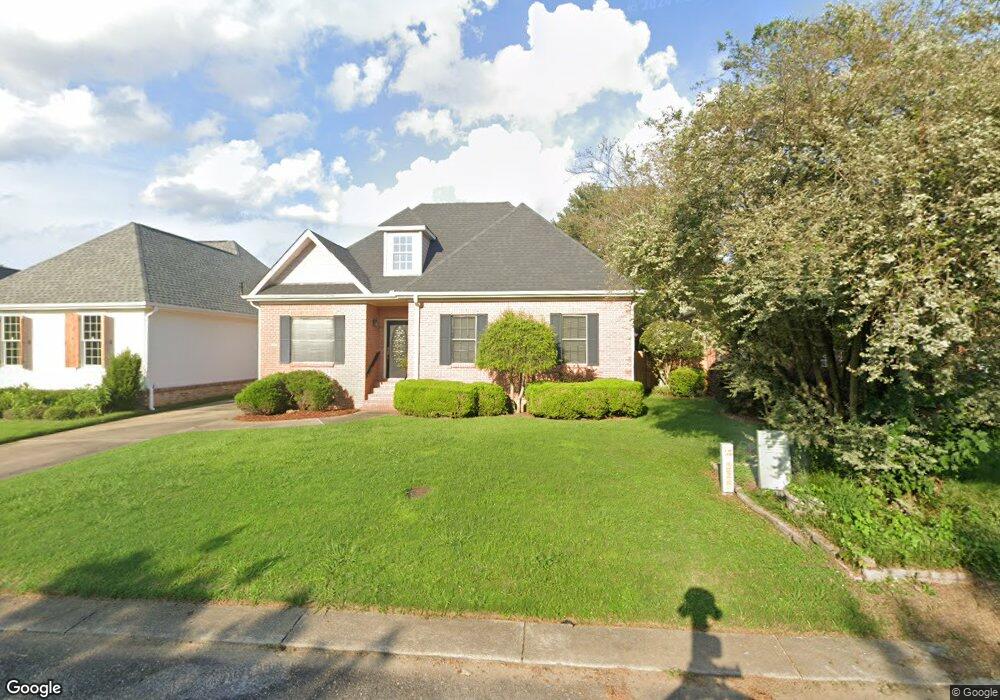 320 Lakepoint Dr, Gadsden, AL 35901 - photo 1