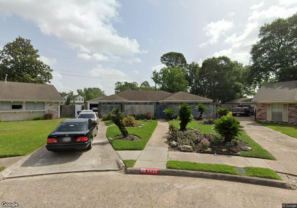 5430 Candletree Dr, Houston, TX 77091 - photo 1