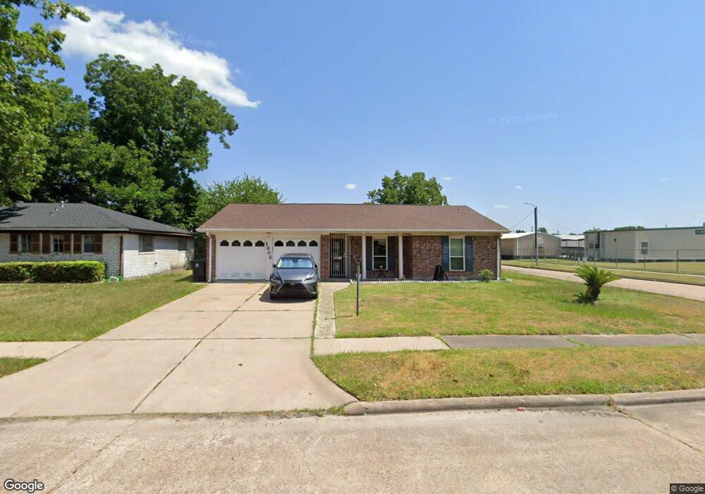 1302 Rim Rock Dr, Houston, TX 77088 - photo 1