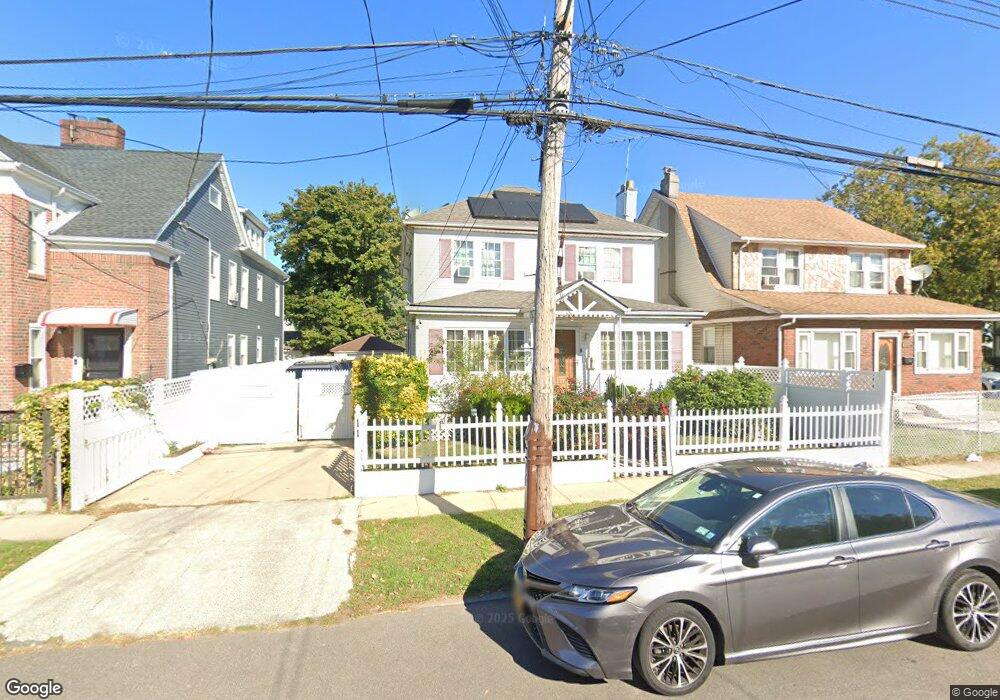 19311 100th Ave, Hollis, NY 11423 - photo 1