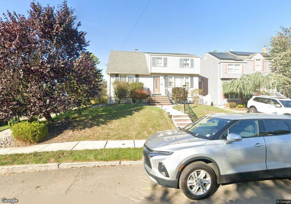 22 Vanderbuilt Place, Woodbridge, NJ 07095 - photo 1