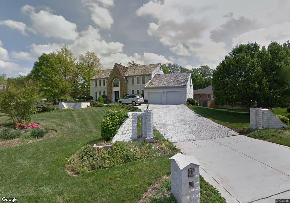 9817 Tibron Ct, Potomac, MD 20854 - photo 1