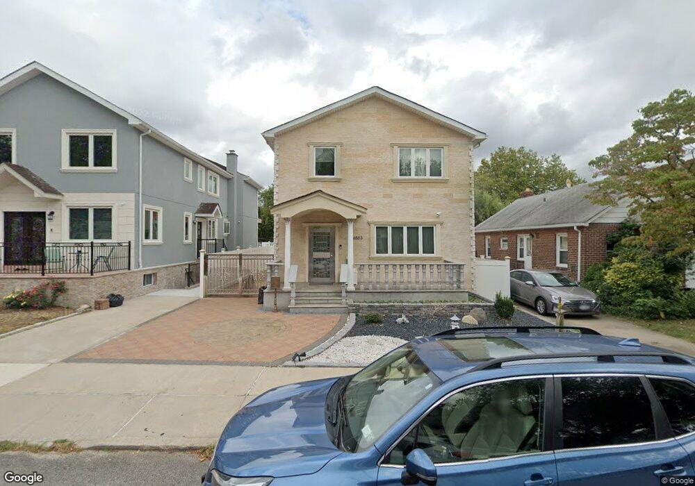 4883 187th St, Fresh Meadows, NY 11365 - photo 1