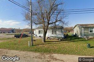 505 2nd St, Garwin, IA 50632