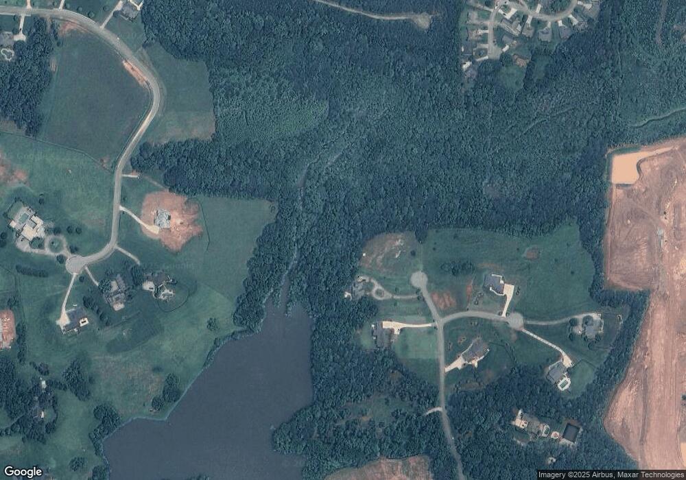 203 Sycamore Dr, Carrollton, GA 30117 - photo 1