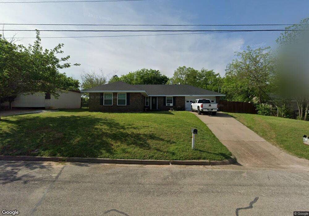 1207 W Water St, Weatherford, TX 76086 - photo 1