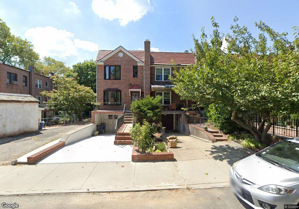 6850 Juno St, Forest Hills, NY 11375 - photo 1