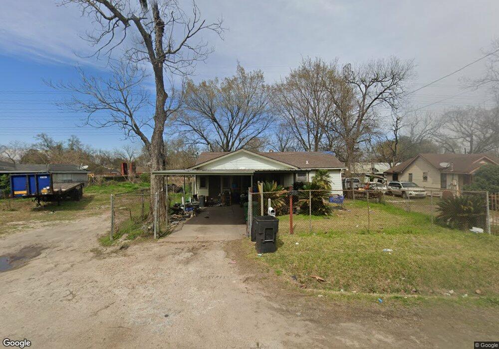 2509 Creston Dr, Houston, TX 77026 - photo 1