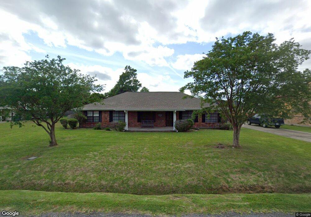 4704 E Quail Hollow Dr, Lake Charles, LA 70605 - photo 1