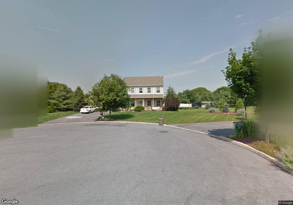 4715 Hampshire Dr, Bethlehem, PA 18017 - photo 1